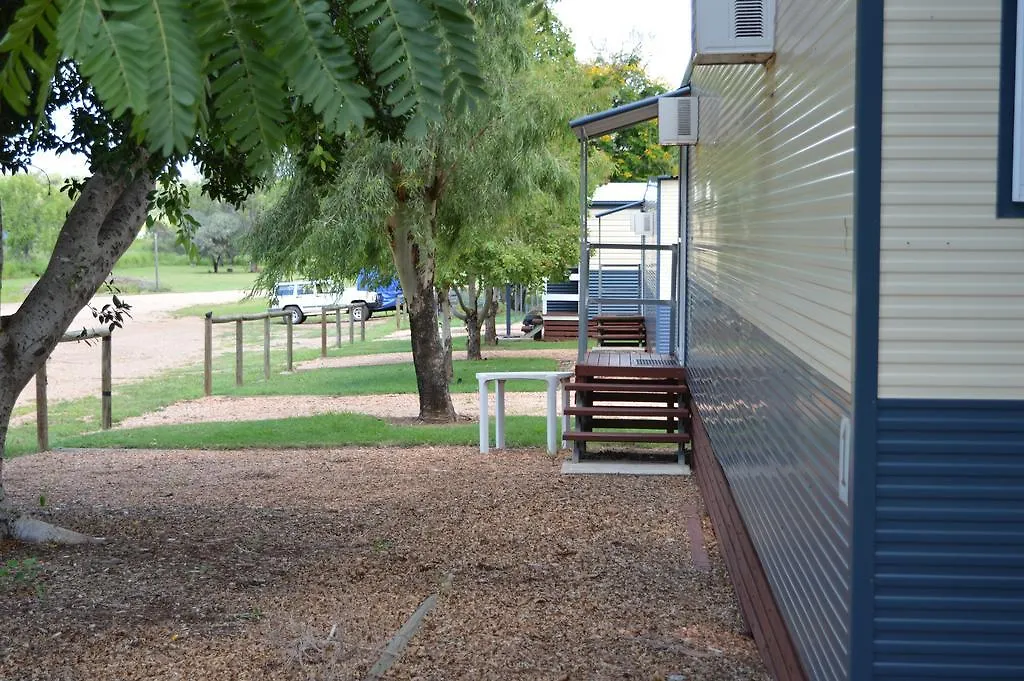 Clermont Caravan Park Hotel Australia