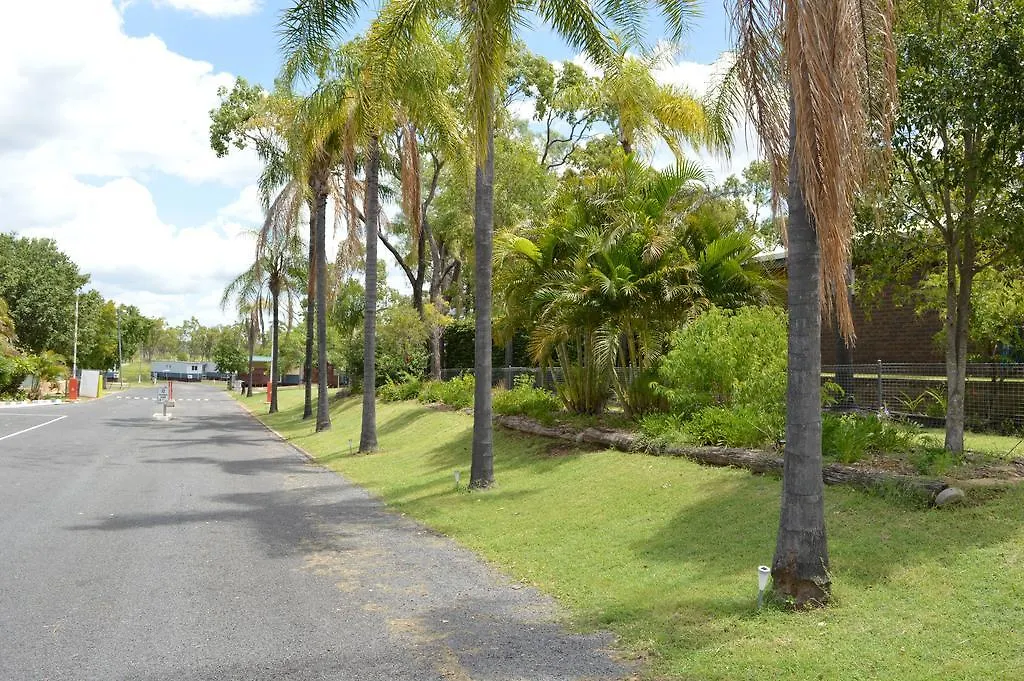 Clermont Caravan Park Hotel 0*,