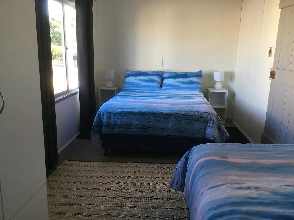 Clermont Caravan Park Hotel 0*,