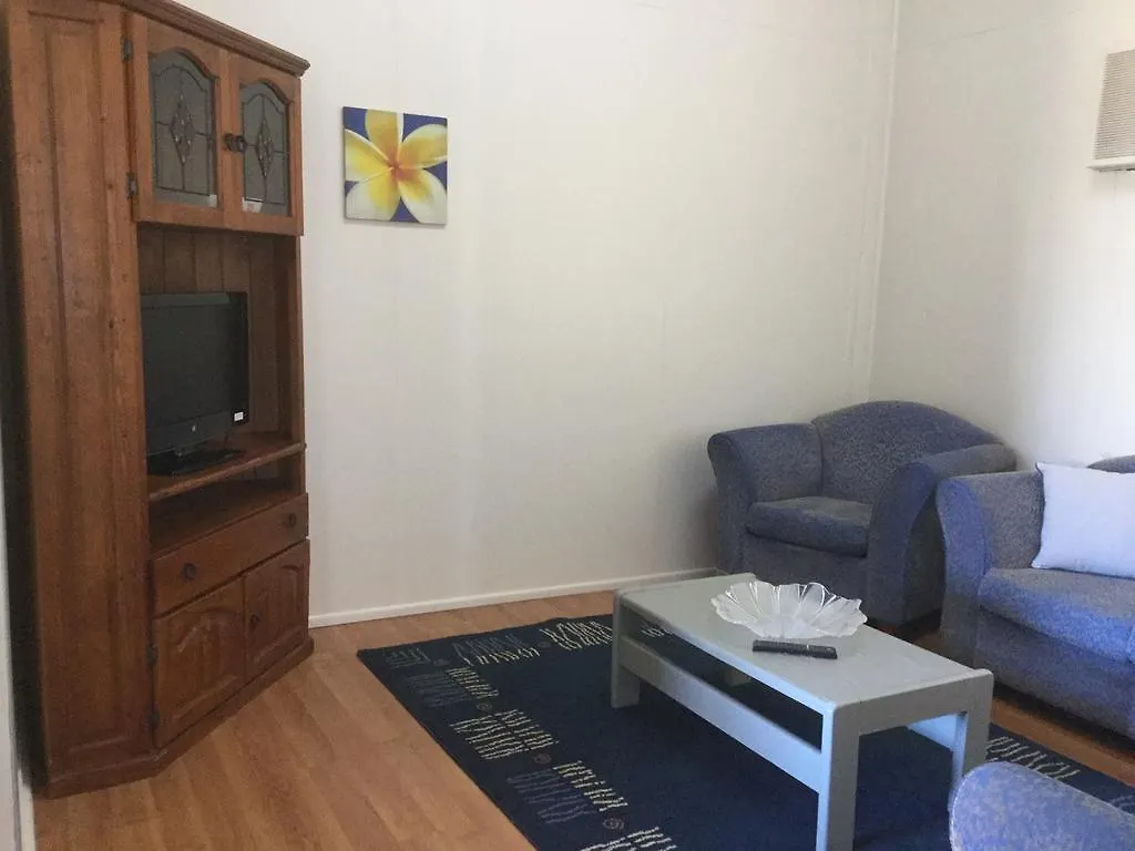 Clermont Caravan Park Hotel Holiday park