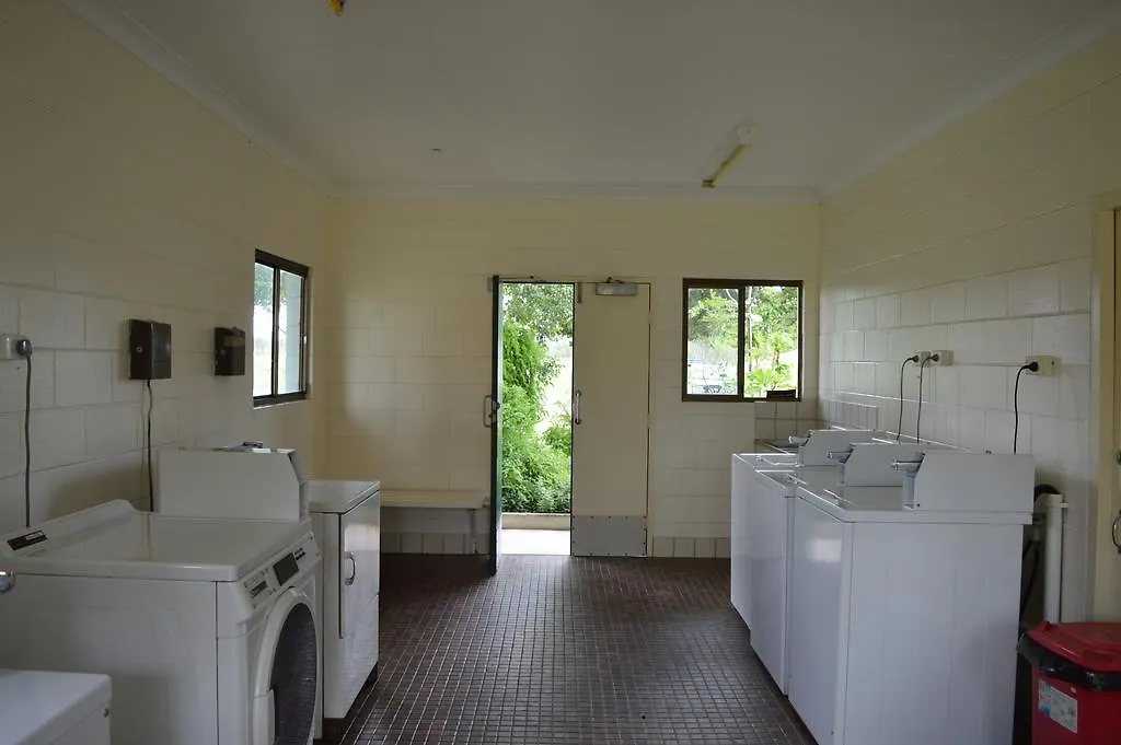 Semesterpark Clermont Caravan Park Hotell